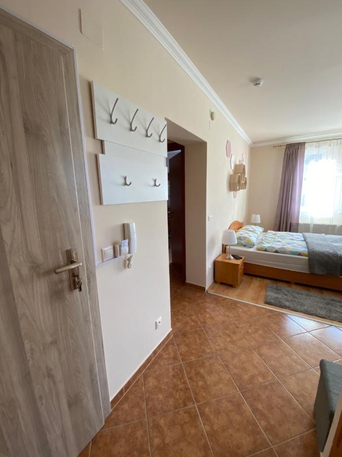 Fortuna 8 Hajduszoboszlo Exterior photo